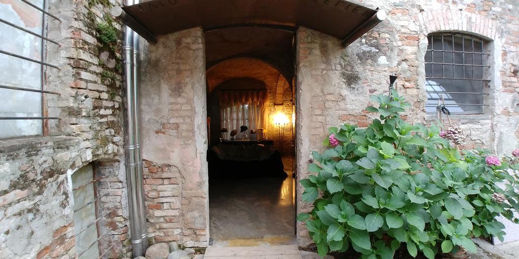 Lo Scrigno Di Lara Villa Ceresara Luaran gambar