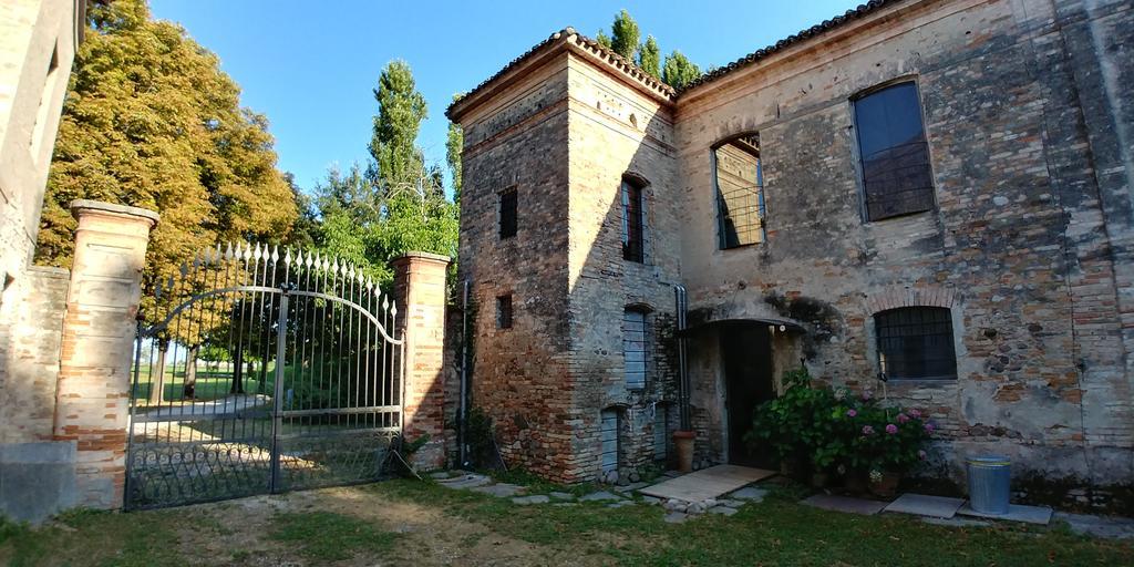 Lo Scrigno Di Lara Villa Ceresara Luaran gambar