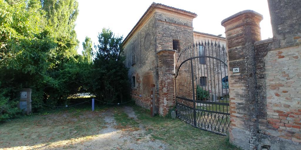Lo Scrigno Di Lara Villa Ceresara Luaran gambar