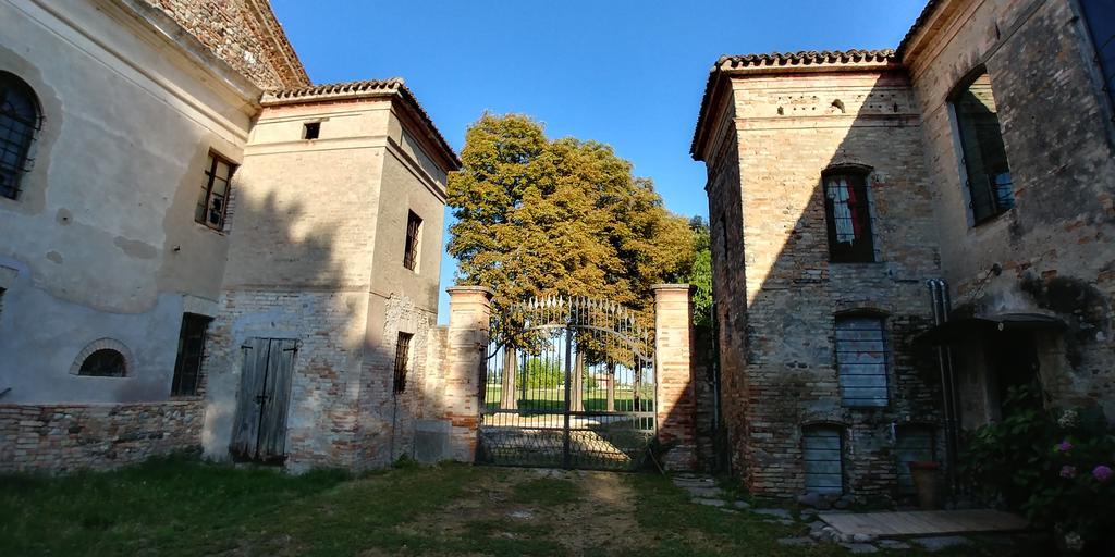 Lo Scrigno Di Lara Villa Ceresara Luaran gambar