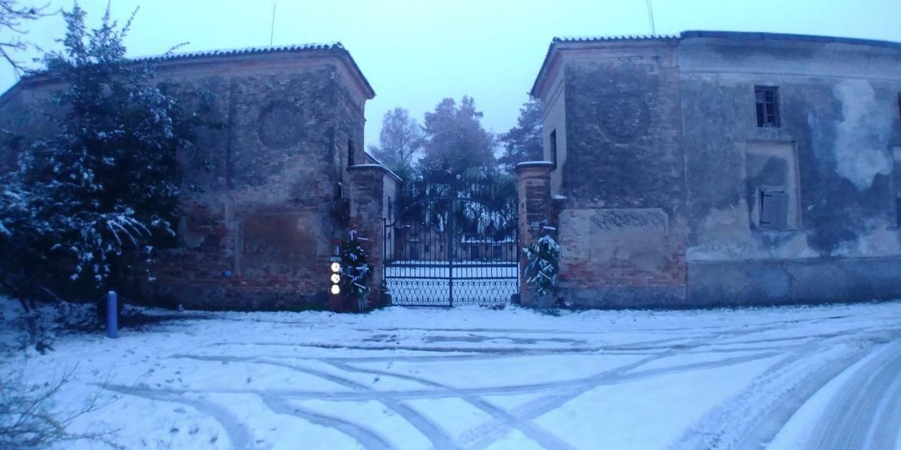 Lo Scrigno Di Lara Villa Ceresara Luaran gambar